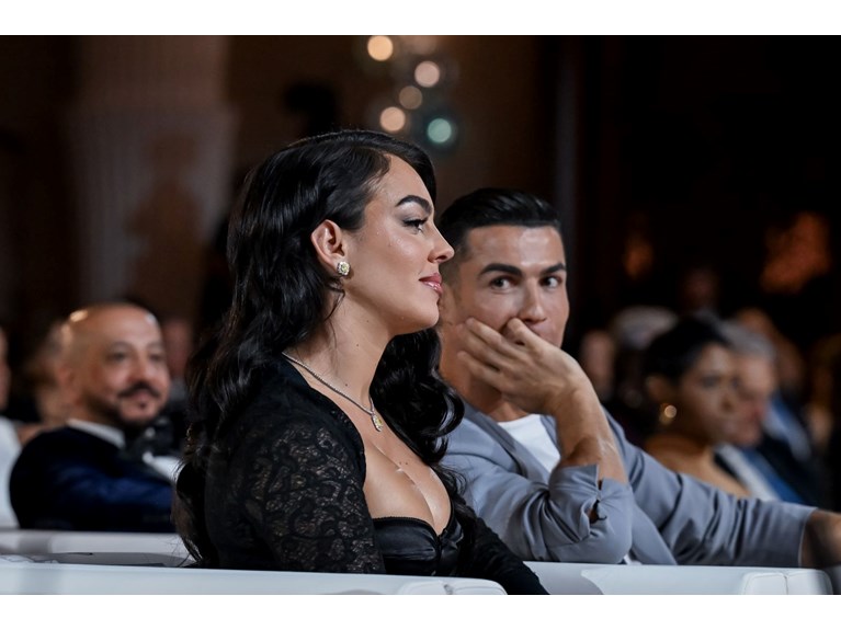 Ronaldo evlənir